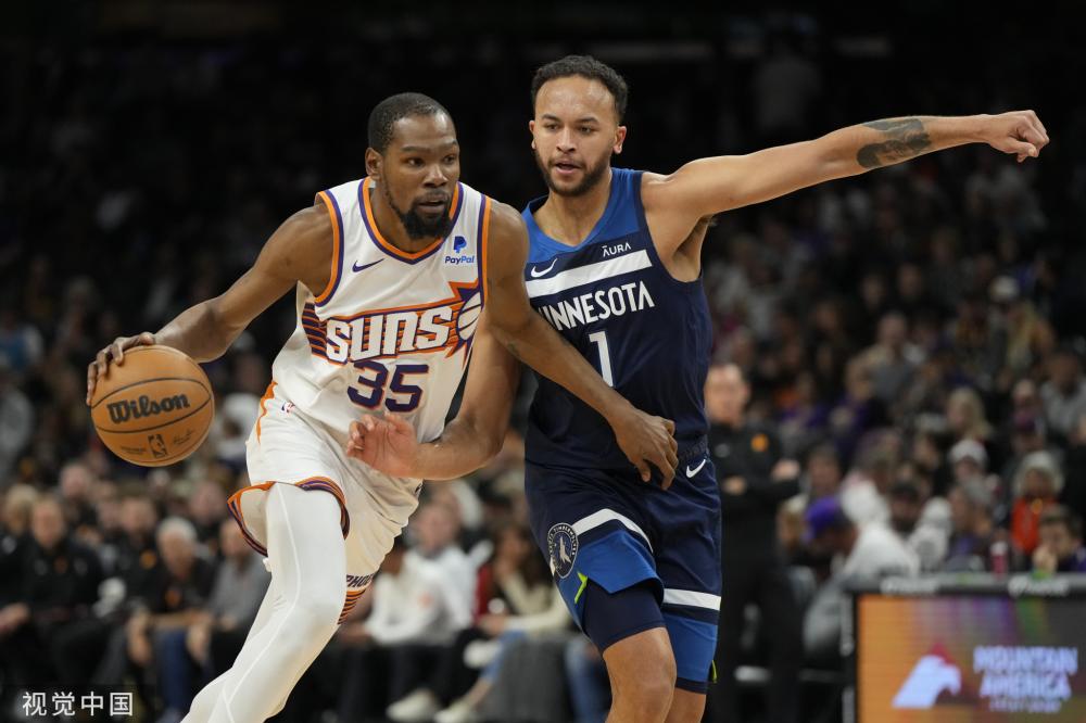 交锋中占据 交锋中占据