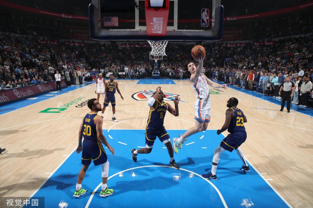 之间的球员 之间的球员